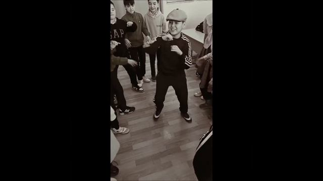 Дети 90-х, 6 ғ класс 20 школа города Актау смотреть онлайн