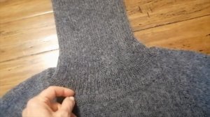 Готовая работа. Перуанская альпака от Пехорки. Мужской свитер с жаккардом без протяжек.