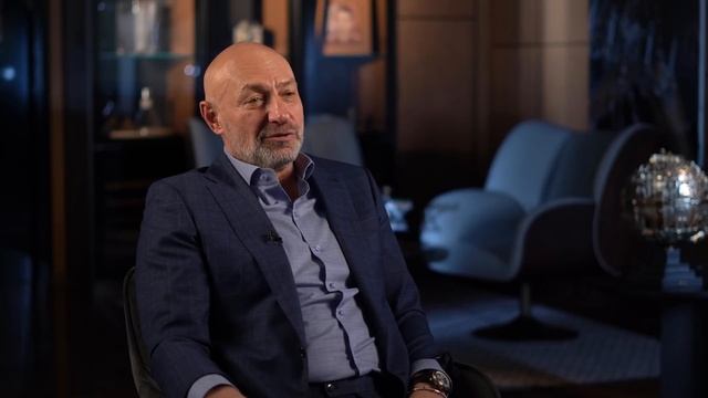 Как принять себя и начать уважать? Геннадий Боголюбов о самооценке и как перестать быть удобным смотреть онлайн