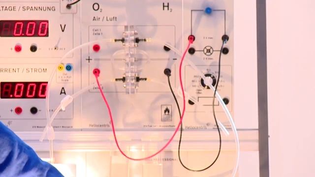Студенты колледжа Энергия приняли участие в линейке на НПО 01.09.22 смотреть онлайн