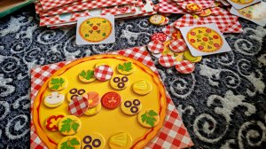 играем в детскую игру, собираем пиццу, детская игра собери пиццу