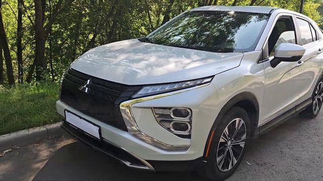 Mitsubishi Eclipse Crosse 2021 год. В наличии в Москве