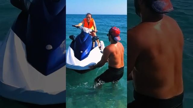 Пляж Напра. Лазурный берег, Амзара (Хейвани), Цандрипш, Абхазия смотреть онлайн