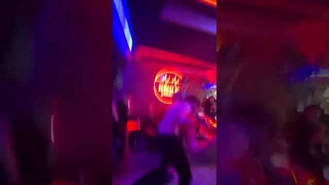 жёсткий замес у Эдварда Била.#эдвардбилл#мелстрой#мамура#пранк смотреть онлайн