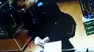 Влад Росляков покупает патроны