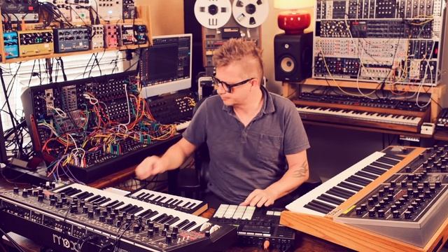 Behind the Scenes of Star Traveler – Pink Floyd x Tangerine Dream Vibes