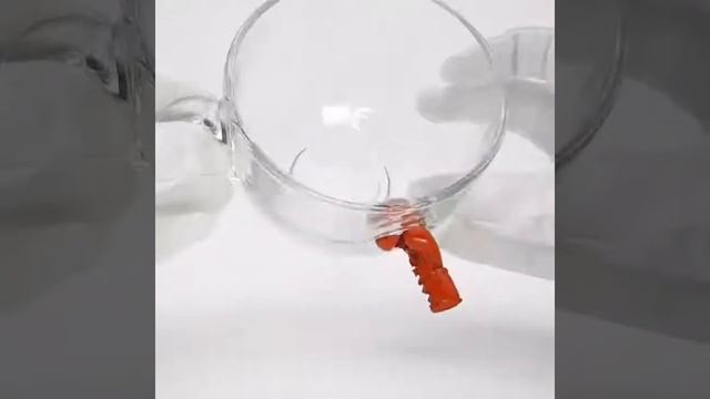 Биг Босс прозрачный с красной боксёрской перчаткой смотреть онлайн