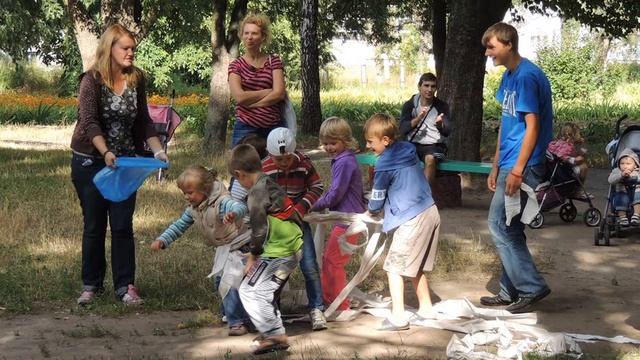 Дитячий спортивний майданчик в м. Баришівка смотреть онлайн