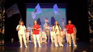 Коллектив ГБУЗ "ООКСПК" исполнил авторскую песню, посвященную творческому конкурсу "Белый цвет"