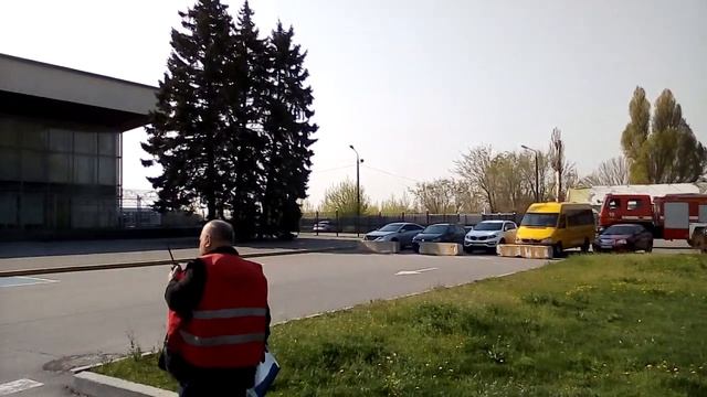 В Днепре заминировали аэропорт смотреть онлайн