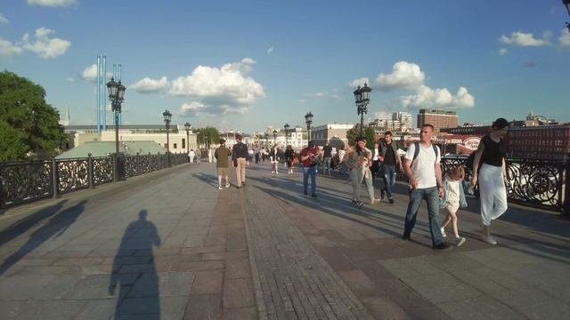 Москва на выходных: лучшие места и атмосфера столицы 🌟