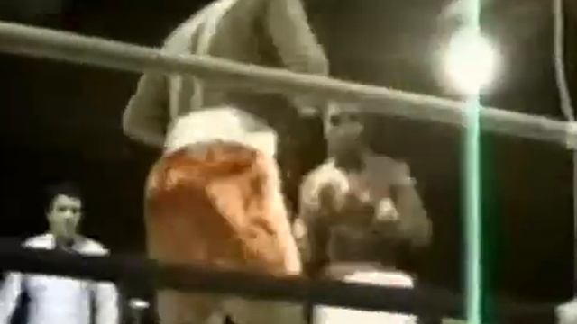 Майк Тайсон против Гектора Мерседеса. 06.03.1985г. Mike Tyson vs Hector Mercedes смотреть онлайн