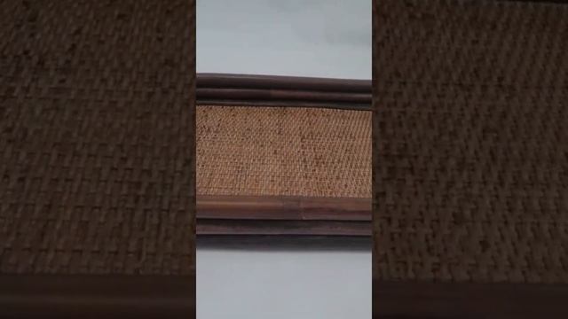 Поднос плетеный из ротанга - стильный предмет