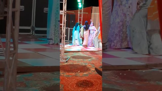Pani di gal girl  dance | bolo tara tara girl dance. | Wedding receptions ladki haryanvi dance