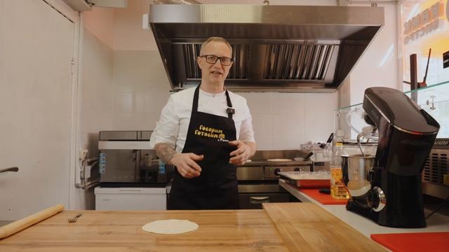 "Говорим Готовим". Настоящая греческая пита своими руками! Погнали! смотреть онлайн