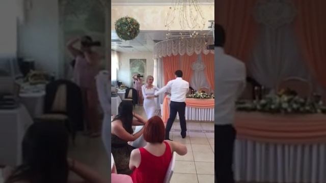 Свадебный танец 13.06.2015 смотреть онлайн