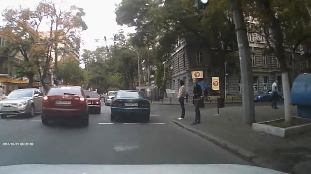 Видеорегистратор купить Prestigio VRR 510 FHD - видеообзор от DigiCar смотреть онлайн