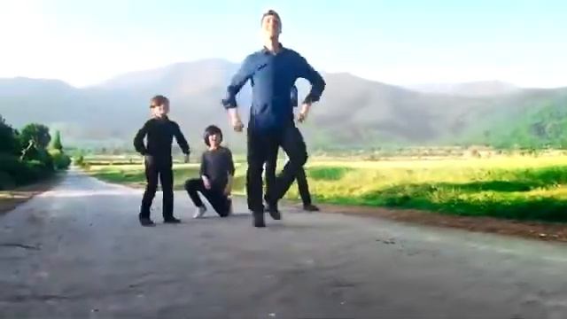 Дагестаниский лезгинку 🤘🤘🤘 смотреть онлайн