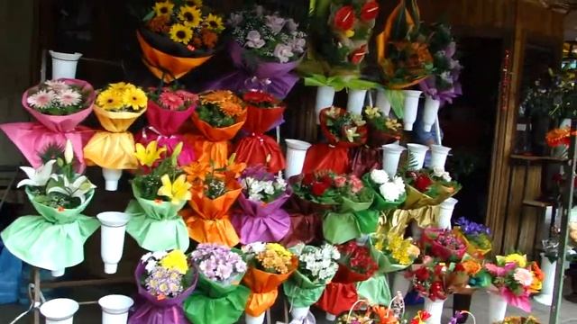 Цветарски сергии на улица Клементина