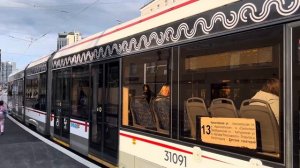Трамвай 71-931М ”Витязь - Москва” следует по маршруту 13 ”Метрогородок Каланчёвская ул.”