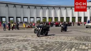 В Москве прошел автопробег с участием ретроавтомобилей, приуроченный к акции «Диктант Победы».