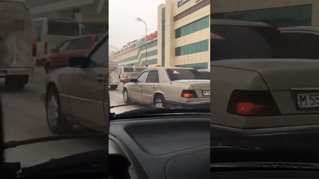 Карагандинцы жалуются что проблема пробок не решена смотреть онлайн