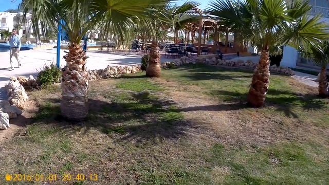 Верхняя часть отеля Continental Plaza Beach смотреть онлайн