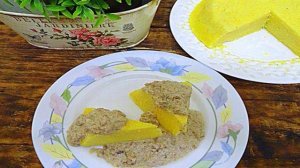 Полента кукурузная с грибпым соусом