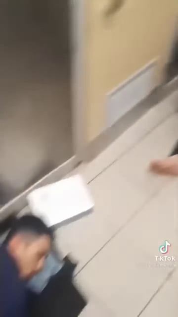 аэропорт Домодедово срочно смотреть онлайн