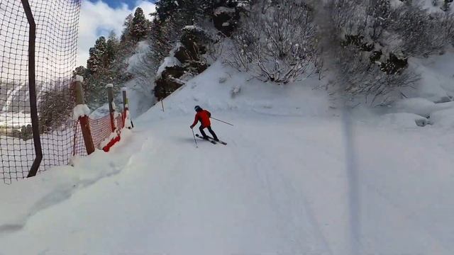 Ещё один спуск по трассе 25. Видео ускорено в 2 раза. смотреть онлайн