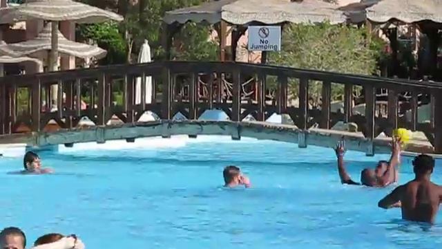 Рехана 4 - Водное поло смотреть онлайн