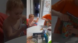 20250425_203203.mp4