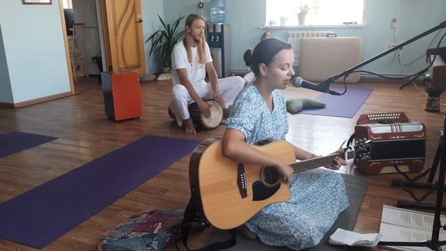 Ахалья - Прабхат Самгит 80 Швопоне ешечо смотреть онлайн