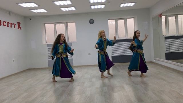 Восточные сладости. малая группа дети фолк смотреть онлайн