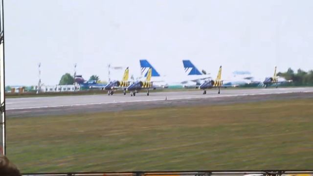 МАКС 2015 Авиашоу | Часть 5 | EXTRA 300/SCE [Fis Play Channel] смотреть онлайн