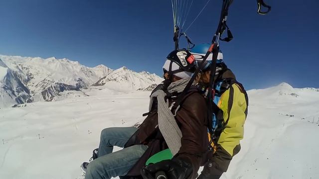034989 gudauri paragliding полет гудаури skyatlantida com გუდაურში პარაშუტები პარაპლანით gudauripar смотреть онлайн