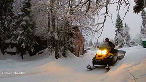 ЖИВУ НА РАЗЛИВАХ в лесной ХИЖИНЕ. Погода и рыба издеваются.