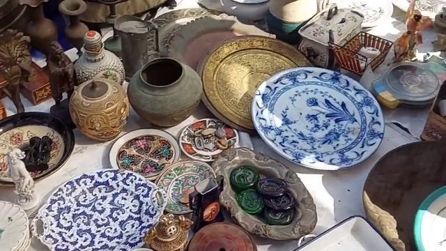 БЛОШИНЫЙ РЫНОК в ЯФФО- это не только ВИНТАЖ и АНТИКВАРИАТ, это особая АТМОСФЕРА