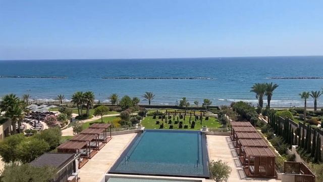 VLOG | Ура, мы на Кипре! Отметили годовщину свадьбы в AMARA Hotel смотреть онлайн