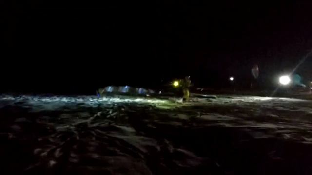 Дистан. Ночные полеты на парапланах смотреть онлайн