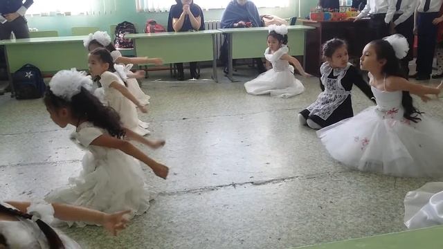 Акку би смотреть онлайн