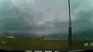 Крушение в Казани Боинг-737 - Boeing-737 qəza anı