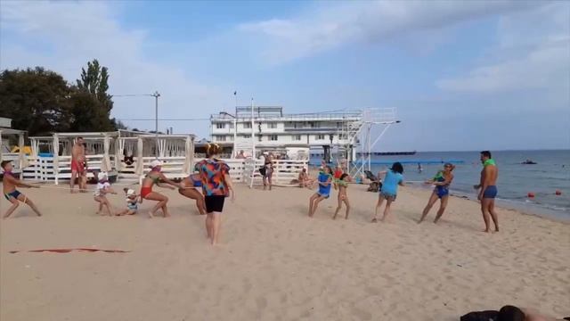 Видеозарисовки с нашей пляжной территории! 🌊 #евпатория2023 #черноеморе2023 #оренкрым #крым2023 смотреть онлайн