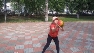 Просто-хлопок. Играю с родителями #простохлопок#дворовыеигры#Курган#отдых#семья#детскийпарк#