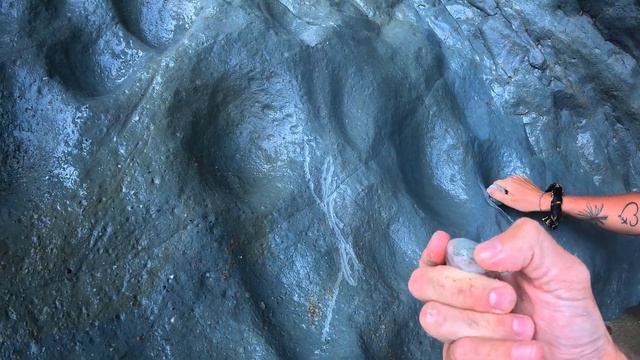 Уплыли на остров с белыми домами смотреть онлайн