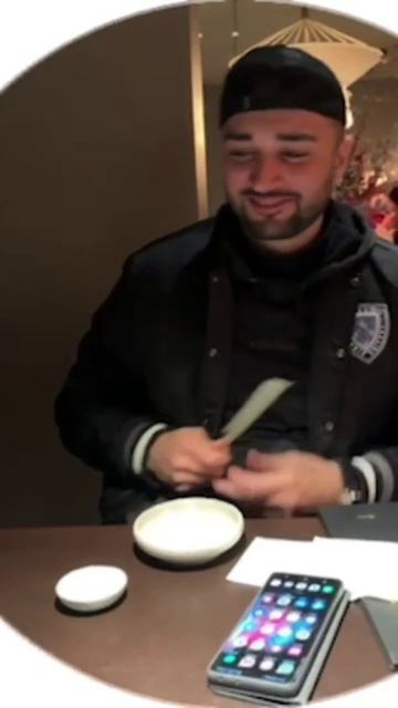 ЗЛОЙ ПРИШЁЛ В РЕСТОРАН С СВОИМ ПАРНЕМ #zloy #павер смотреть онлайн