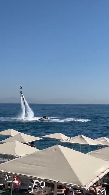 Супергерой на пляже в Кемере🇹🇷lФлайборд на пляже ,Кемер 2022 смотреть онлайн