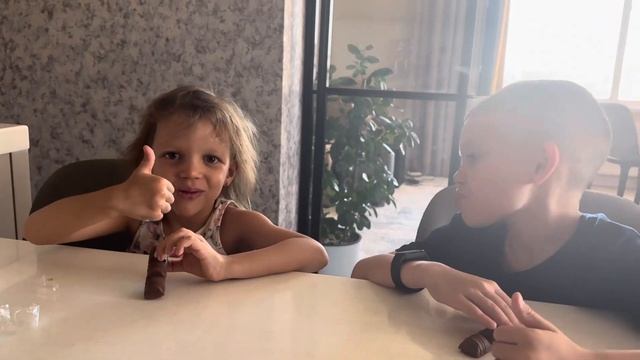 Киндер Буэно и Яшкино, кто победит? смотреть онлайн