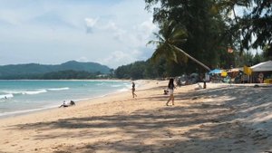 Пхукет в июле 2024. Пляж Банг Тао. Пустые пляжи!