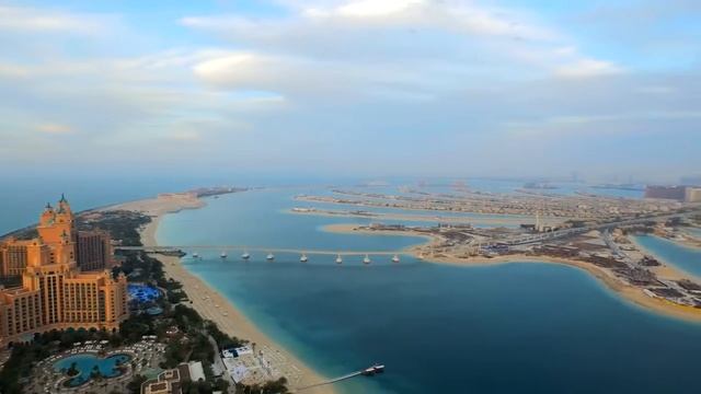 Курорт «Atlantis The Palm» в Дубаї смотреть онлайн
